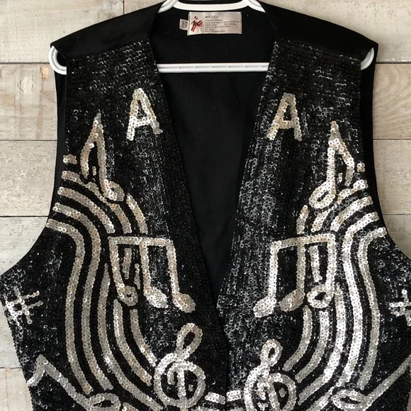 Stunning Sequin Musical Note Vest - Black and Silver - Picture 3 of 14